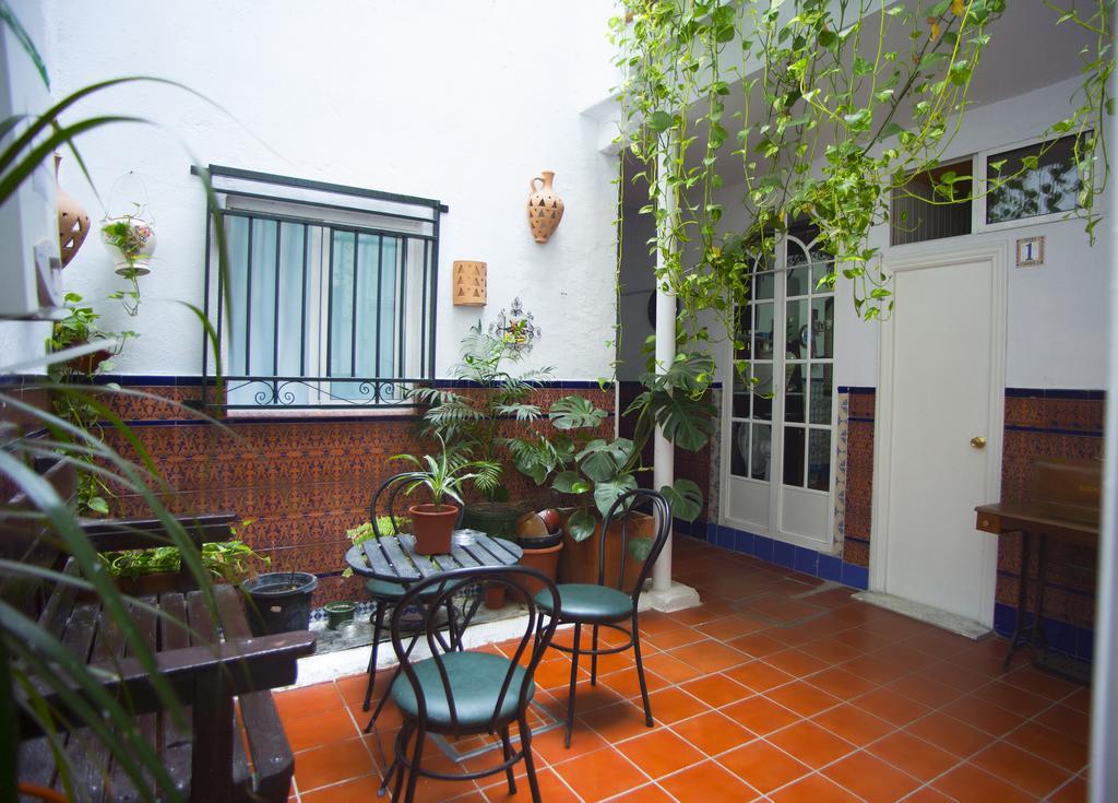 Pension Santa Maria La Blanca Sevilla Eksteriør bilde