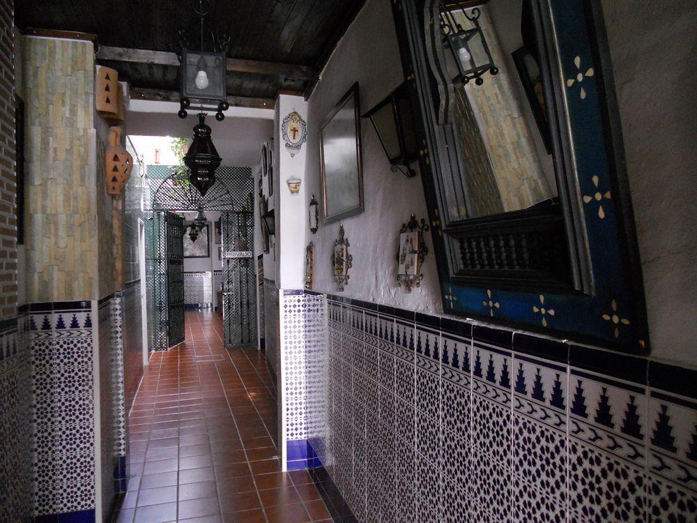 Pension Santa Maria La Blanca Sevilla Eksteriør bilde
