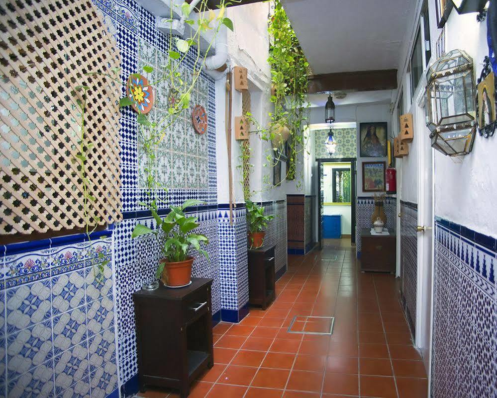 Pension Santa Maria La Blanca Sevilla Eksteriør bilde